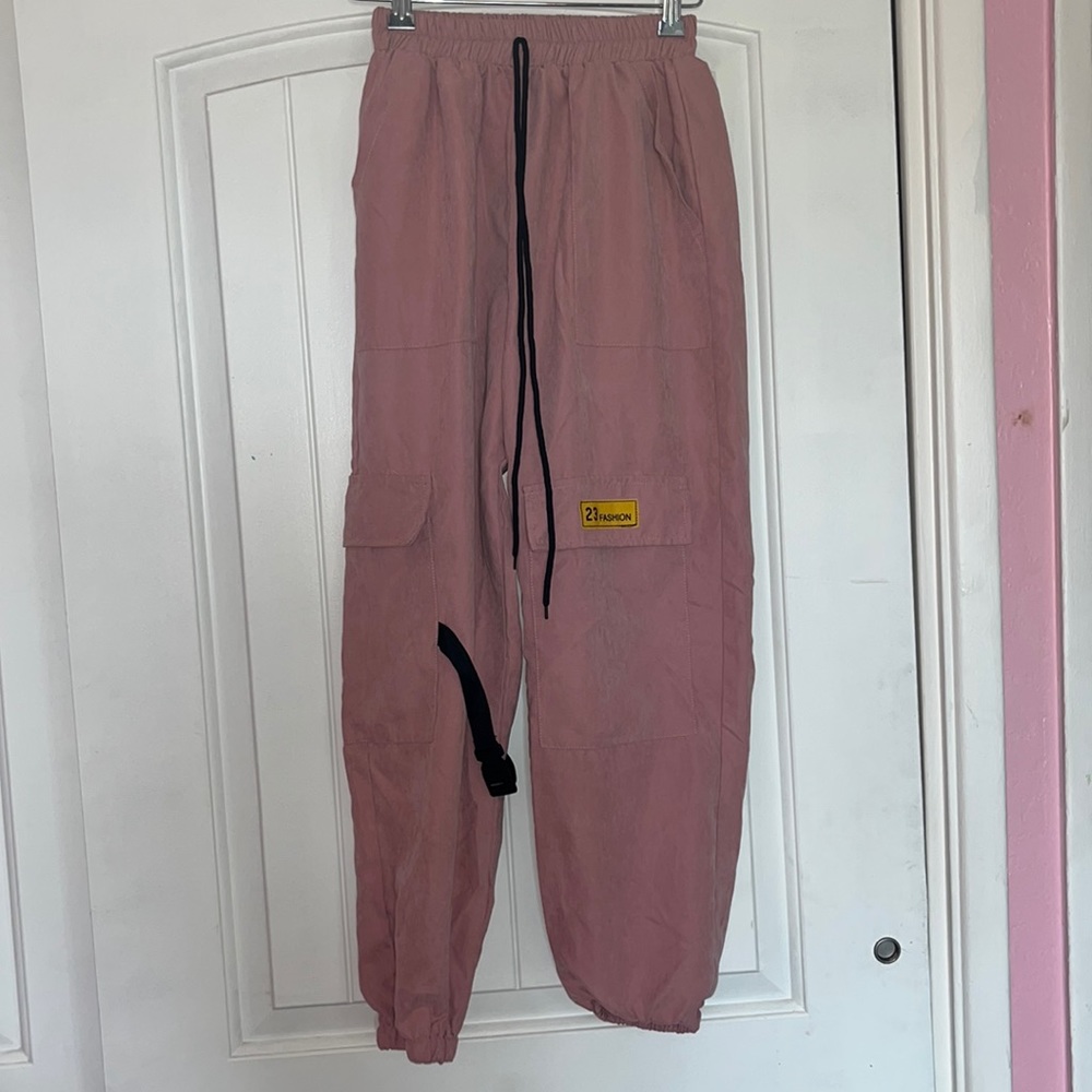 Size XS/2 light, pants, pockets, leg clip, 23 FASHION brand.